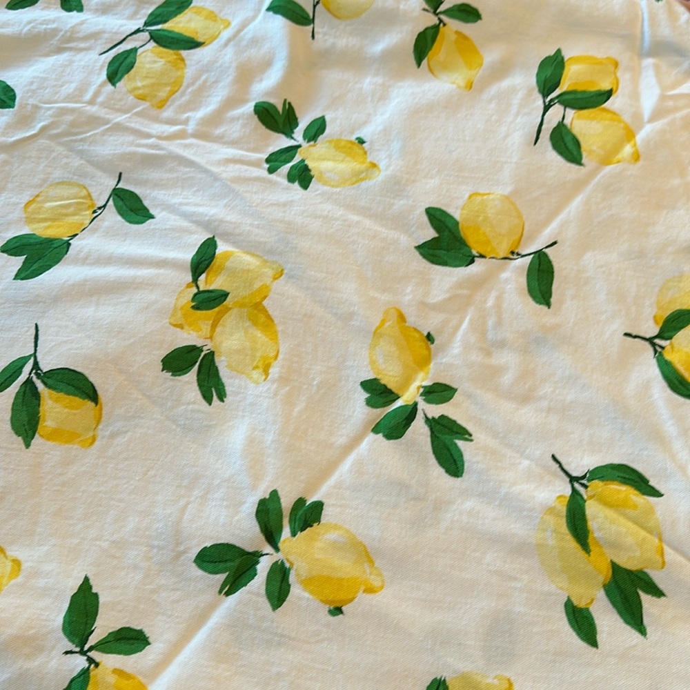 Kate spade tablecloth